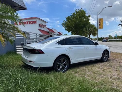 White 2024 Honda Accord EX