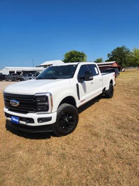 White 2025 Ford F-350 Platinum