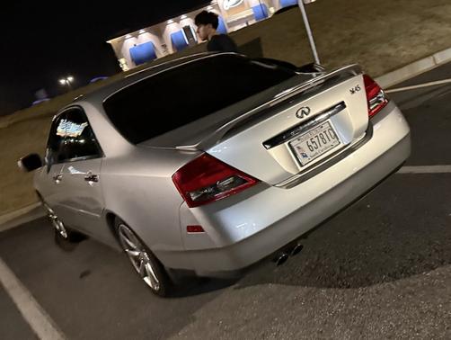 Silver 2003 INFINITI M45 Sports Sedan