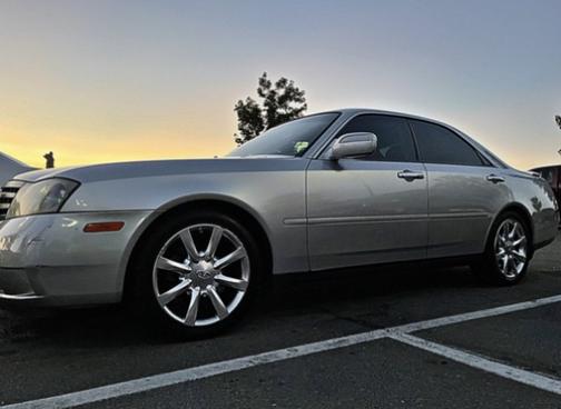 2003 INFINITI M45 Sports Sedan