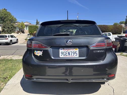 2011 Lexus CT 200h Base