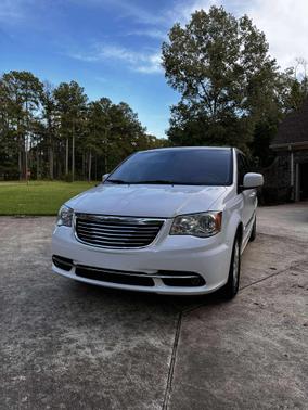 2015 Chrysler Town & Country Touring