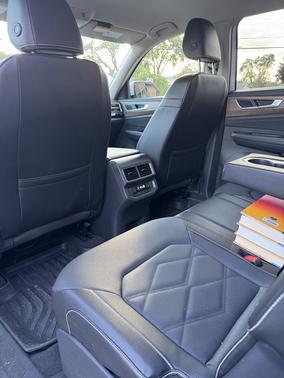 2024 Volkswagen Atlas 2.0T SE 4MOTION