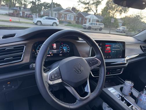 2024 Volkswagen Atlas 2.0T SE 4MOTION