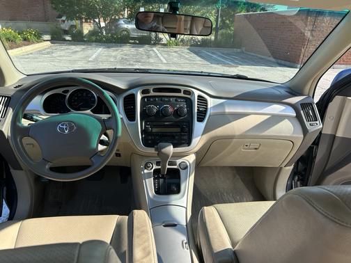 2006 Toyota Highlander Base