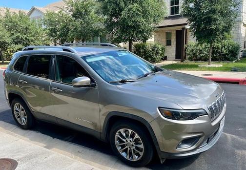 Gold 2019 Jeep Cherokee Latitude Plus