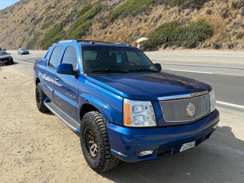 Blue 2003 Cadillac Escalade EXT Base