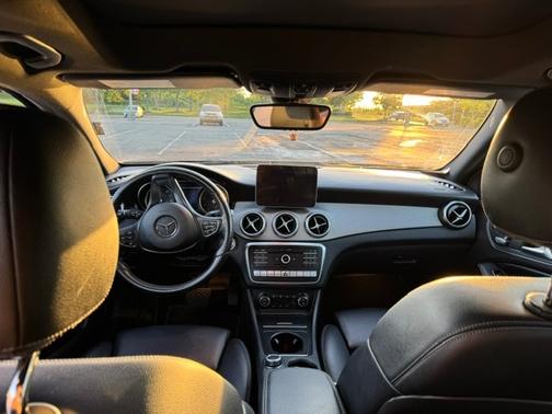 Black 2020 Mercedes-Benz GLA 250 4MATIC