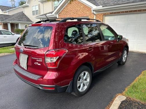 Purple 2015 Subaru Forester 2.5i Premium