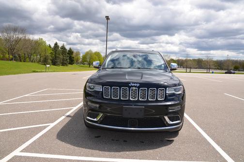 Black 2018 Jeep Grand Cherokee Summit