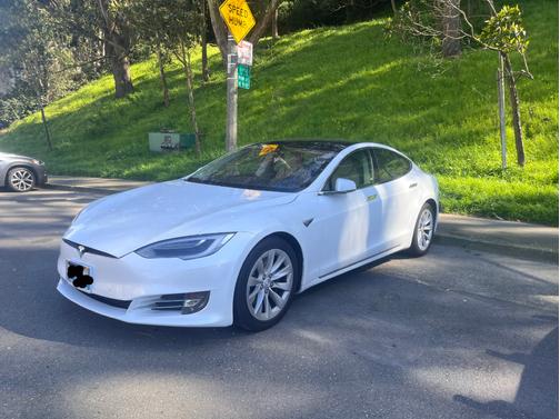2017 Tesla Model S 75D