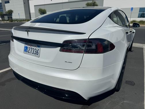 2021 Tesla Model S Plaid