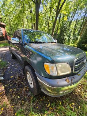 Green 2001 Toyota Tundra SR5