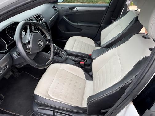 2017 Volkswagen Jetta 1.8T Sport