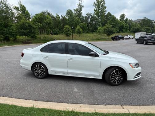 2017 Volkswagen Jetta 1.8T Sport