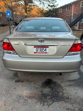 Beige 2005 Toyota Camry LE