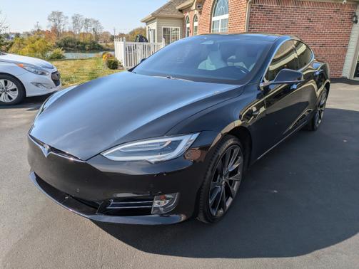 2018 Tesla Model S 75D