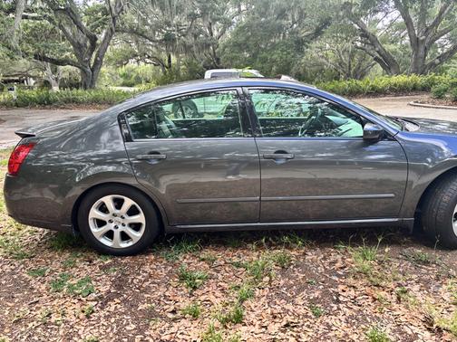 Gray 2007 Nissan Maxima SL