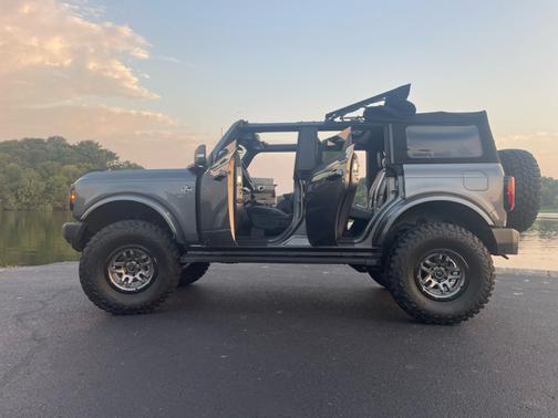 2021 Ford Bronco Outer Banks