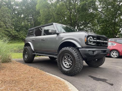 2021 Ford Bronco Outer Banks