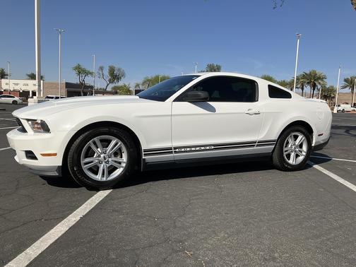 2012 Ford Mustang V6