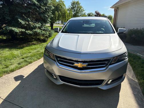 Silver 2016 Chevrolet Impala LT