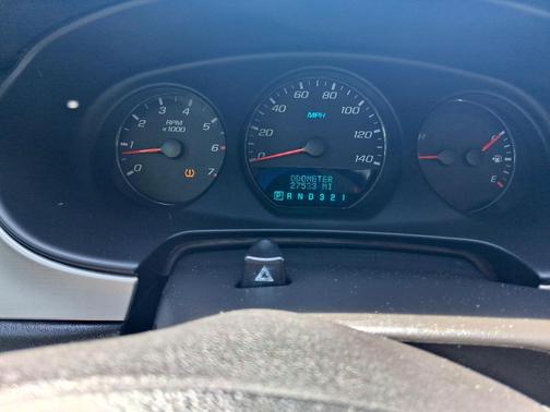 Silver 2007 Chevrolet Monte Carlo LS