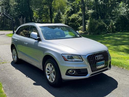 Silver 2016 Audi Q5 2.0T Premium Plus