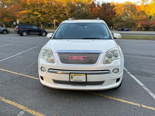 2011 GMC Acadia Denali