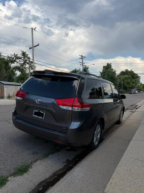 Gray 2014 Toyota Sienna LE