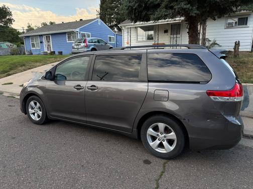Gray 2014 Toyota Sienna LE