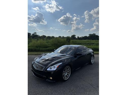 2011 INFINITI G37 Base