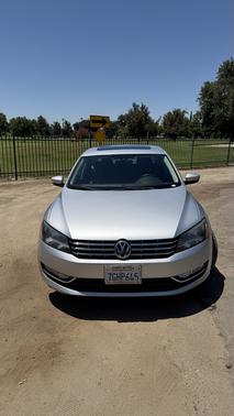 Silver 2014 Volkswagen Passat 2.0L TDI SEL Premium