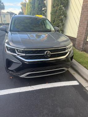 Gray 2022 Volkswagen Taos 1.5T SEL