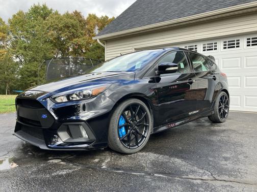 2017 Ford Focus RS Base