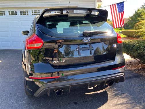 2017 Ford Focus RS Base