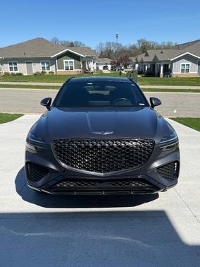 Gray 2022 Genesis GV70 3.5T Sport