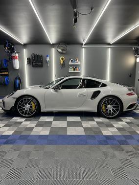 2018 Porsche 911 911 Turbo S