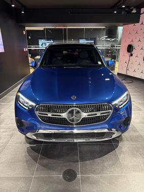 2025 Mercedes-Benz GLC 350e Base