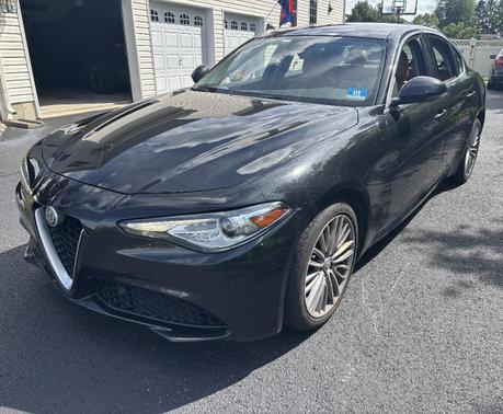 Black 2018 Alfa Romeo Giulia Ti Lusso
