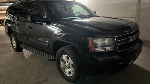 2011 Chevrolet Suburban 1500 LS