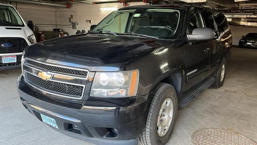 2011 Chevrolet Suburban 1500 LS
