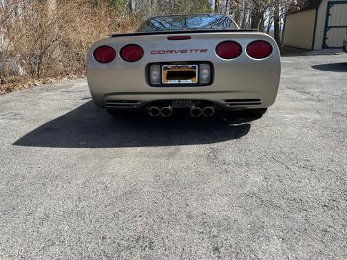 1998 Chevrolet Corvette Base