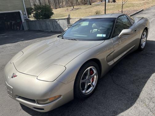 1998 Chevrolet Corvette Base