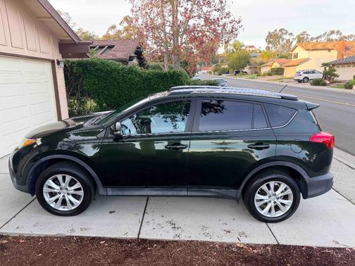 Green 2013 Toyota RAV4 Limited