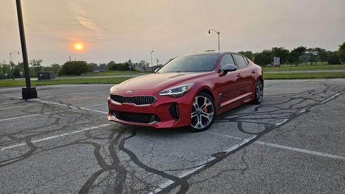 2019 Kia Stinger GT2