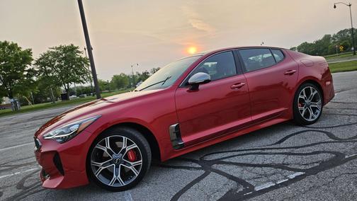 2019 Kia Stinger GT2