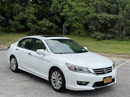 White 2014 Honda Accord EX-L