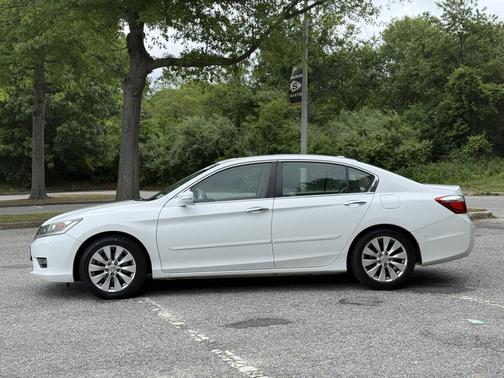 White 2014 Honda Accord EX-L