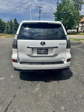 White 2023 Lexus GX 460 Premium